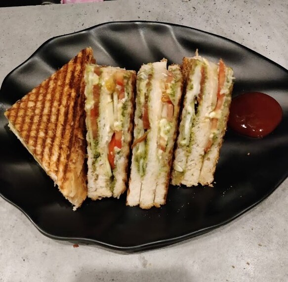 Junagadh_Mabho Cafe 'N' Food_2